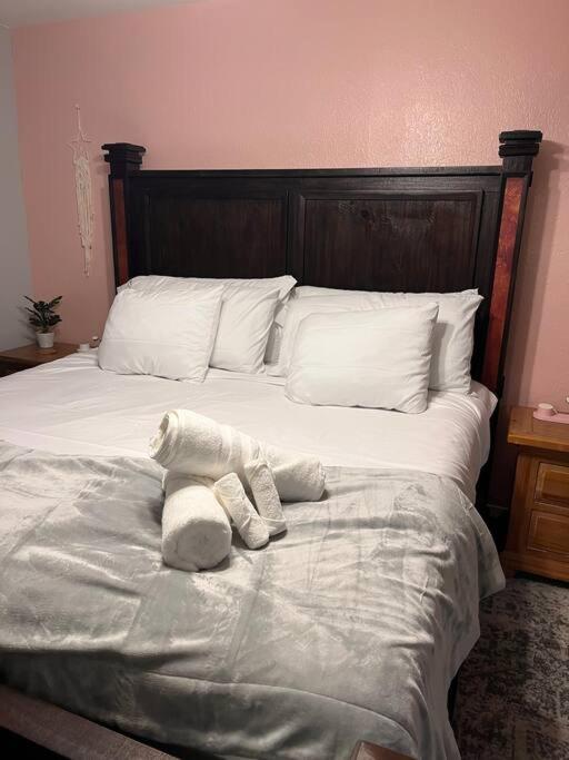 Healing Haven King Bed Suite ダラス エクステリア 写真